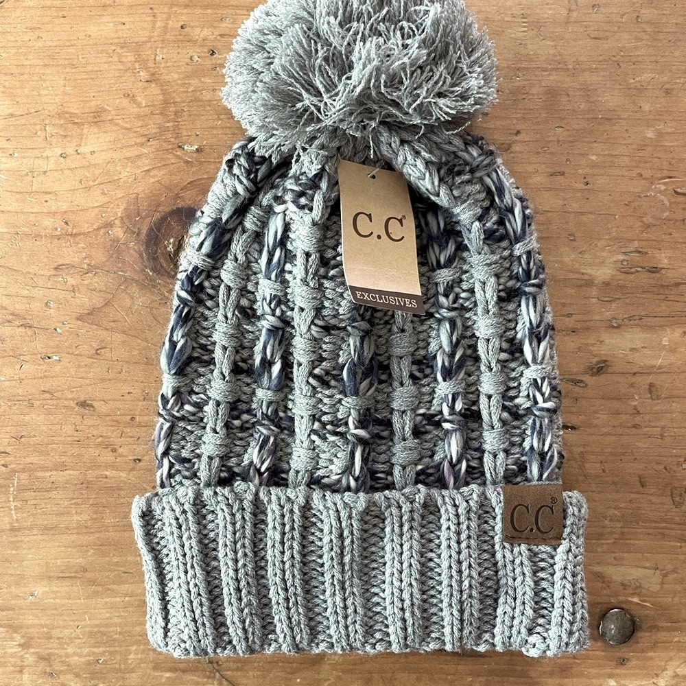 New! Knit Pom Pom Beanie